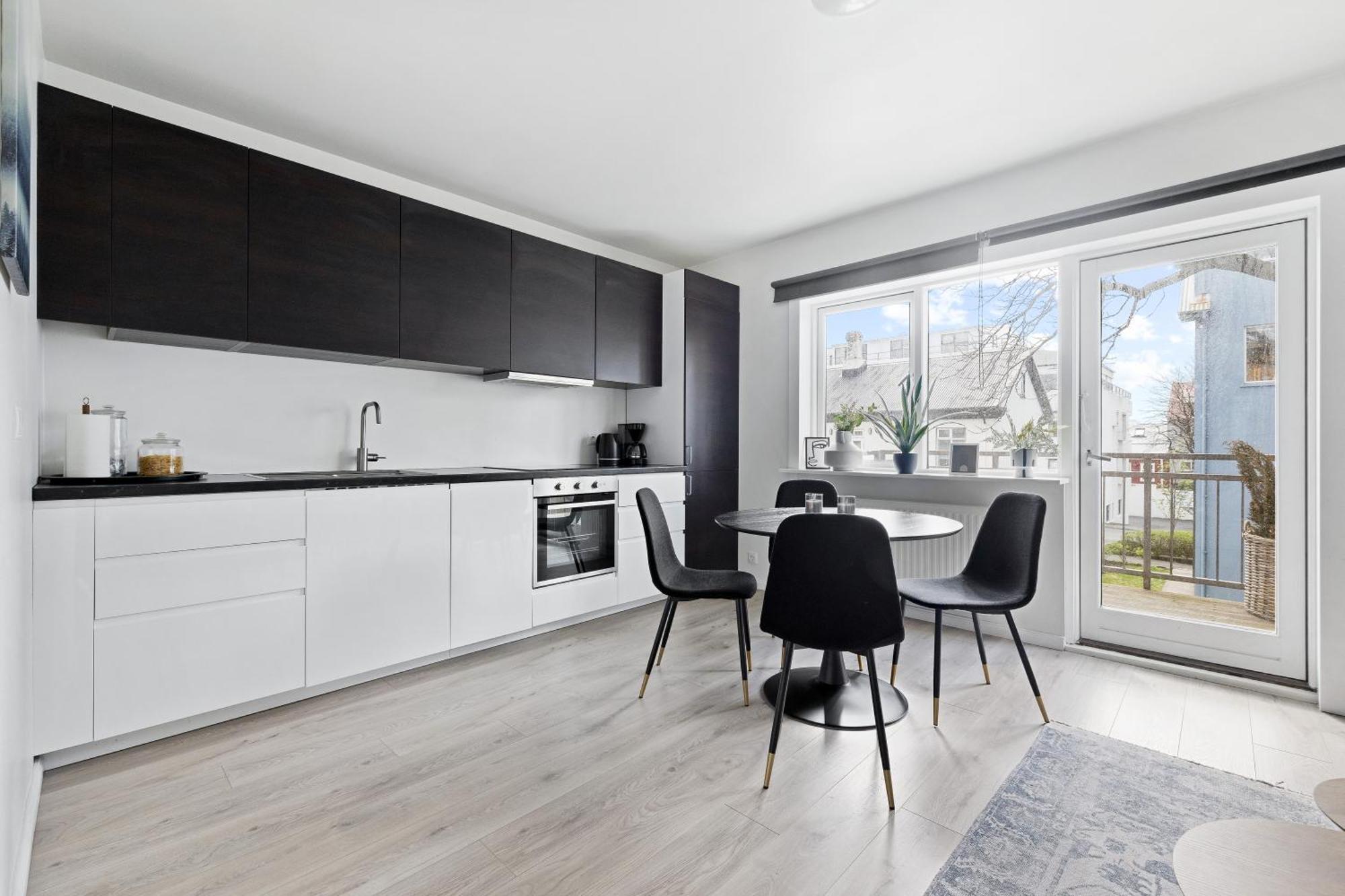 Cozy And Central Apartment Рейкьявик Экстерьер фото